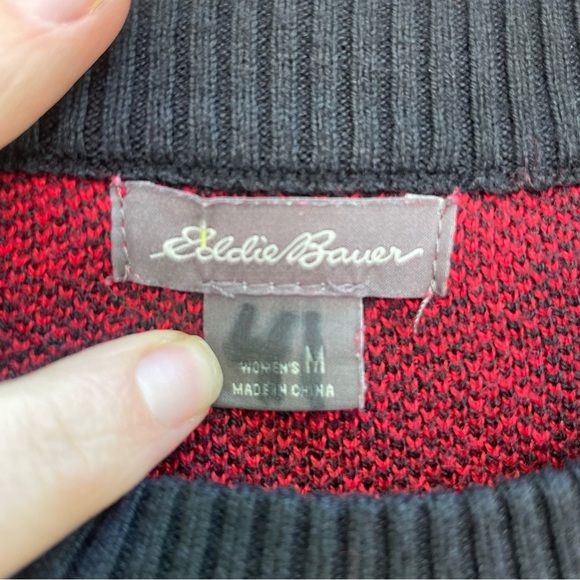EDDIE BAUER Women’s Buffalo Red Black Check Crewneck Sweater Size Medium - Picture 2 of 10